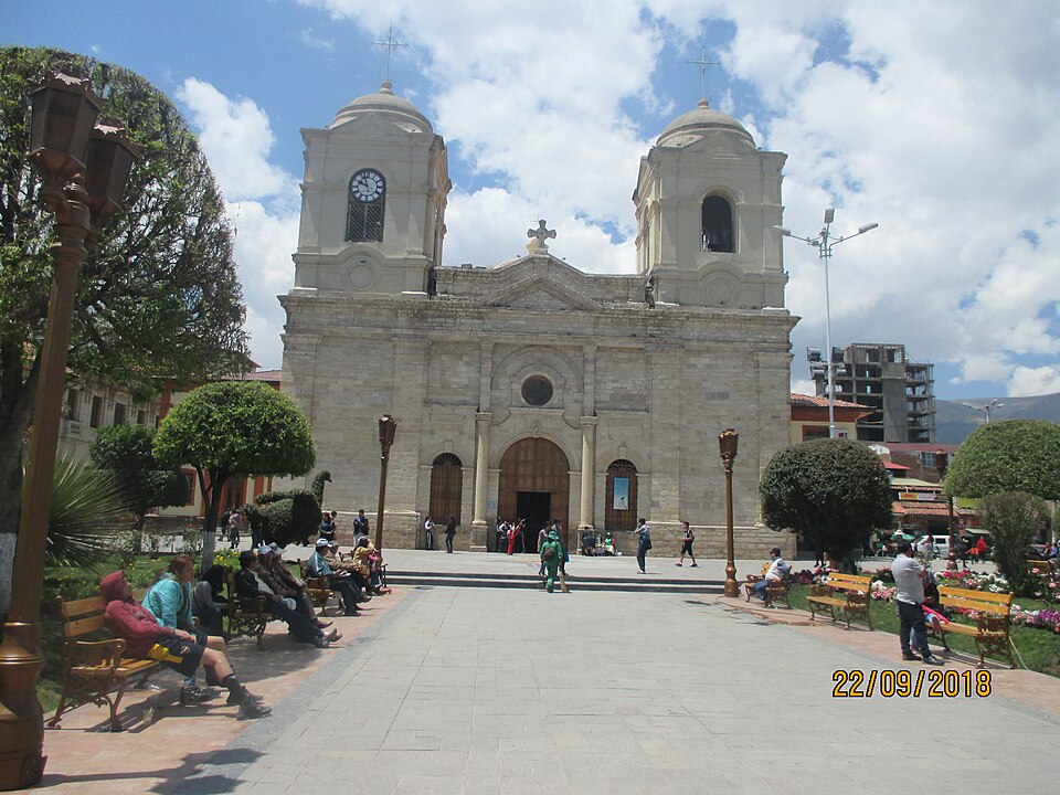 Monumento histórico en Huancayo, Perú, relacionado con la independencia.